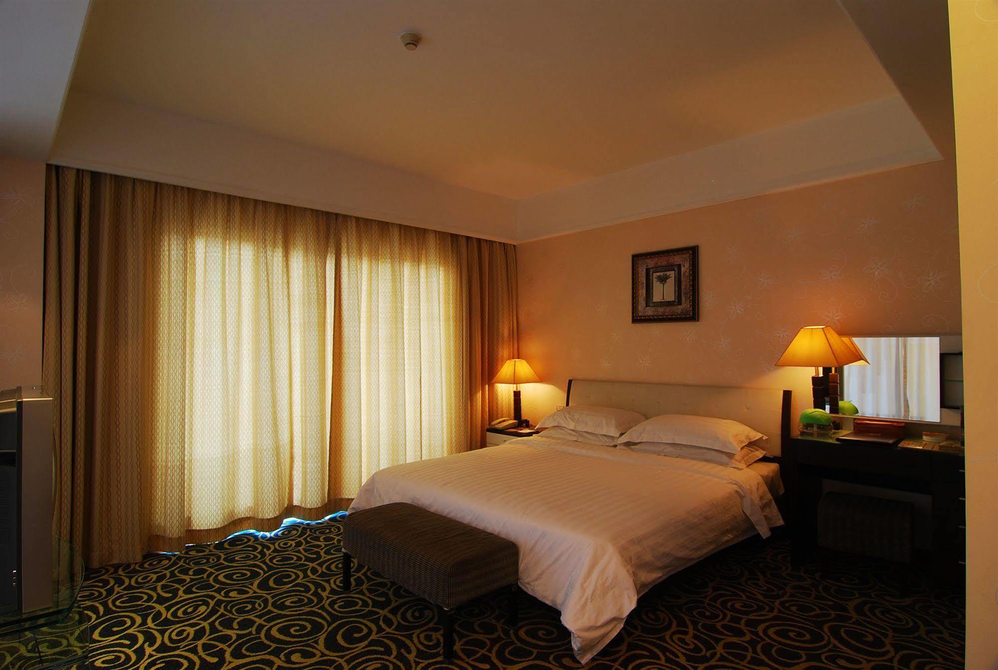 Yihe Hotel Guangzhou Exterior photo
