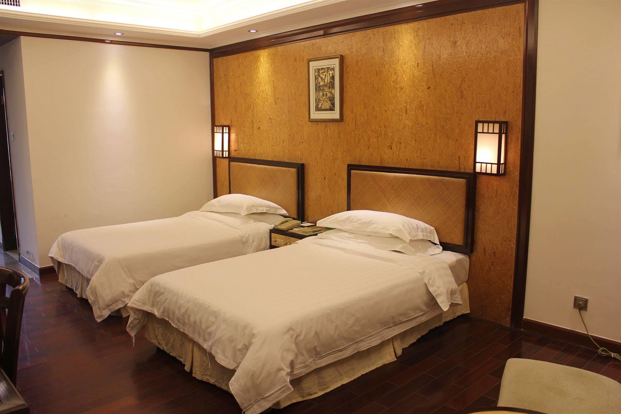 Yihe Hotel Guangzhou Exterior photo