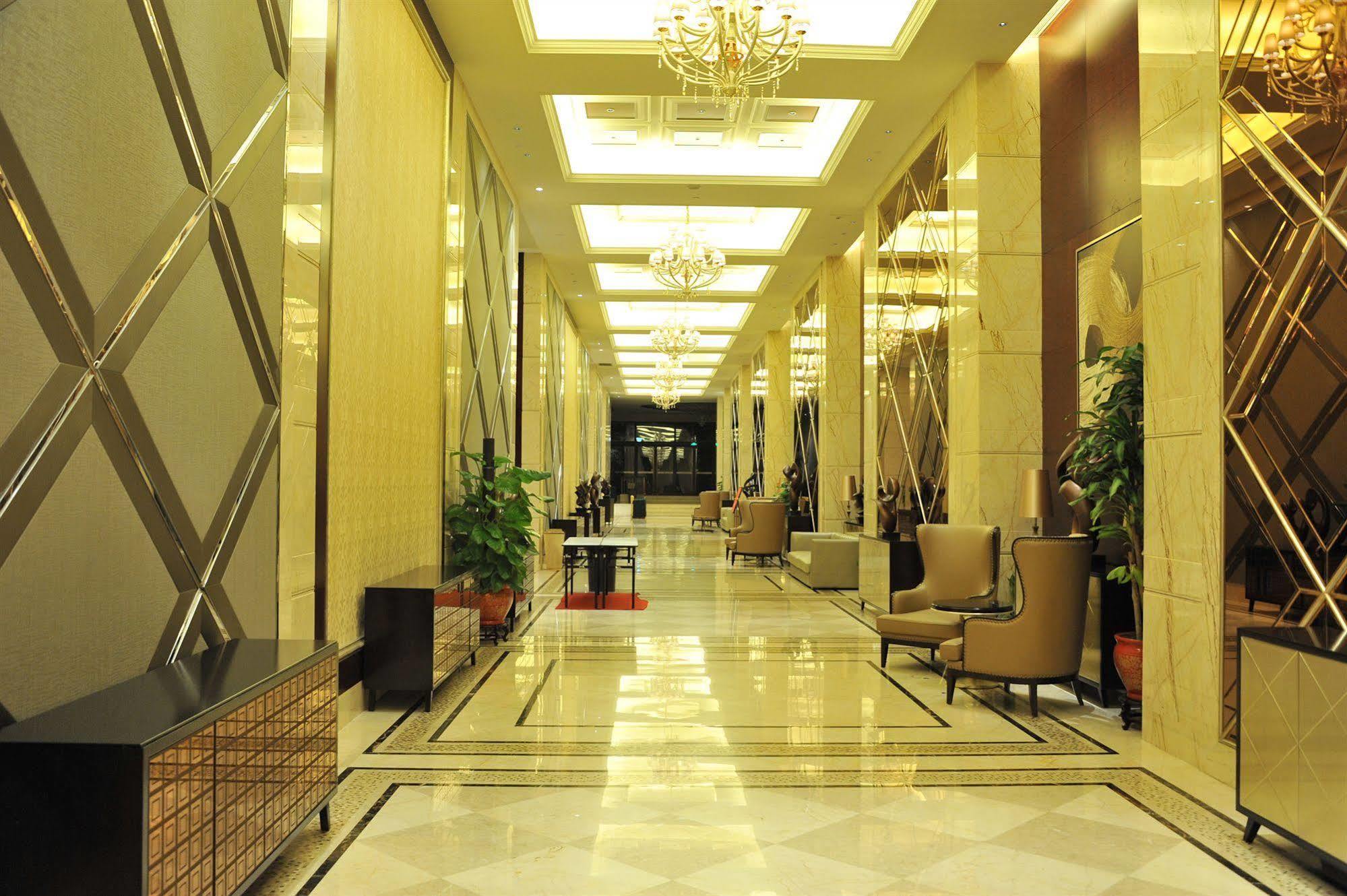 Yihe Hotel Guangzhou Exterior photo